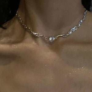 Y2K Silver Color Irregualr Choker Necklace for Women Girls Love Heart Crystal Clavicle Chain Necklace Wholesale Jewelry