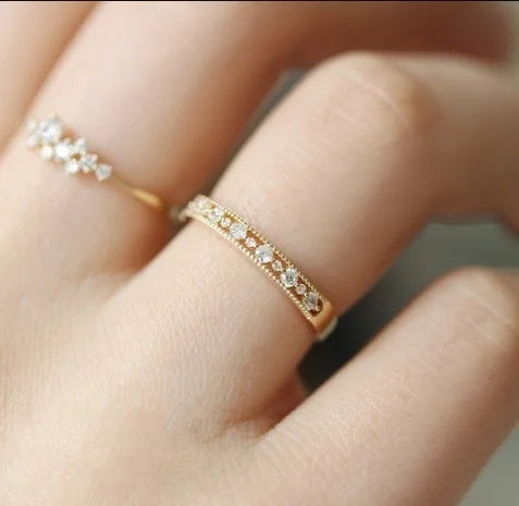 Trendy Elegant Dainty Rings For Women Romantic Women's Ring Shiny Zircon Gold Color Thin Finger Ring Accessories Jewelry KCR088