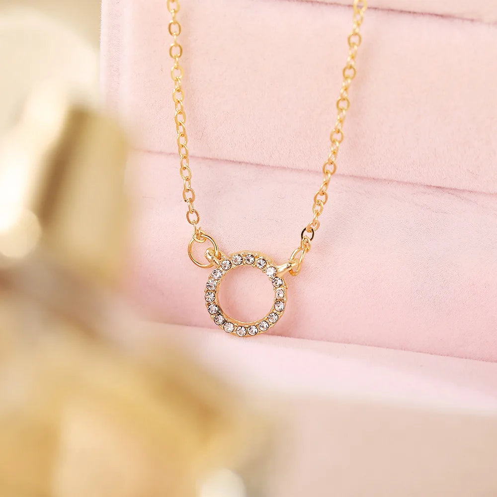 2025 Trend Elegant Jewelry Crystal Circle Pendant Necklace Golden Color Unquie Women Fashion Necklace Wholesale