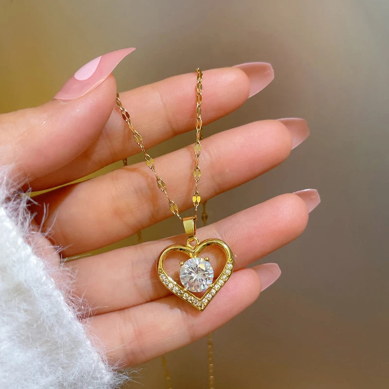 Artificial Gems Heart Pendant Necklace for women Golden Stainless Steel Lips Neck Chain Female Necklaces Jewelry for Girl